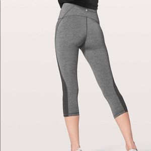 Lululemon Train Times Crop 21 inch leggings